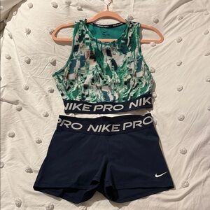 Nike Pro Green Patterned Top and Navy Shorts Set